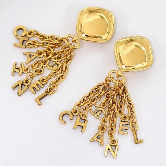 CHANEL CC Logos Fringe Dangle Clip-On Earrings Gold Tone Auth w/Box #1824 - Picture 1 of 6